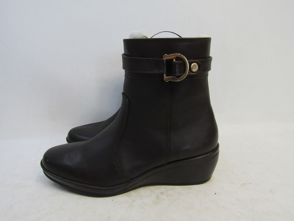 Andrea Womens Size 9.5 M Brown Leather Zip Buckle Ankle Fashion Boots Bootie